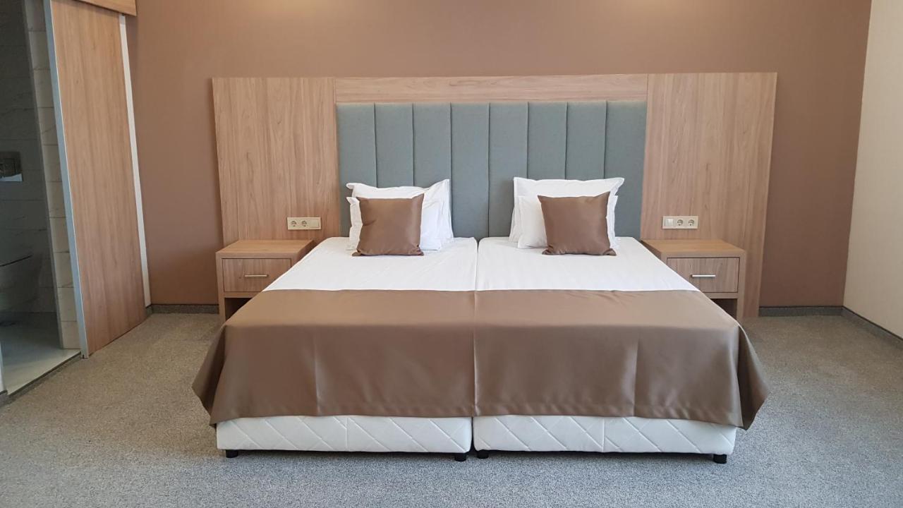 Sps Hotel Plovdiv Eksteriør billede
