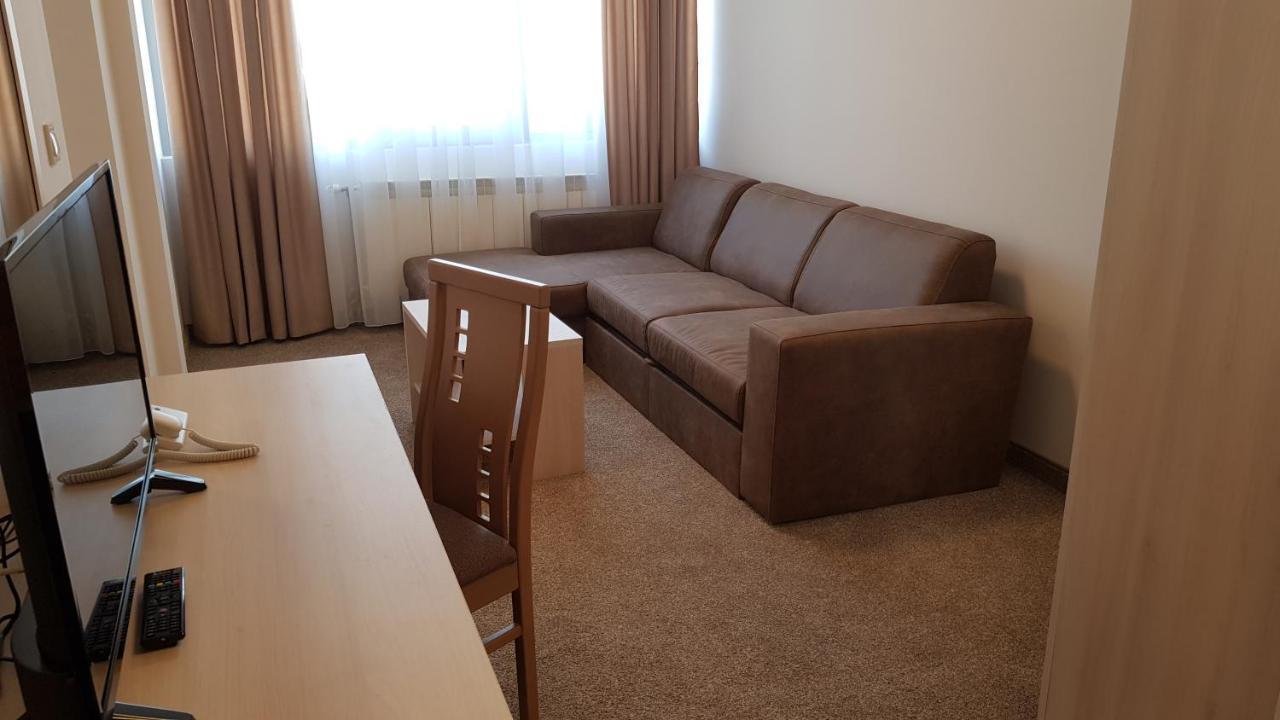 Sps Hotel Plovdiv Eksteriør billede