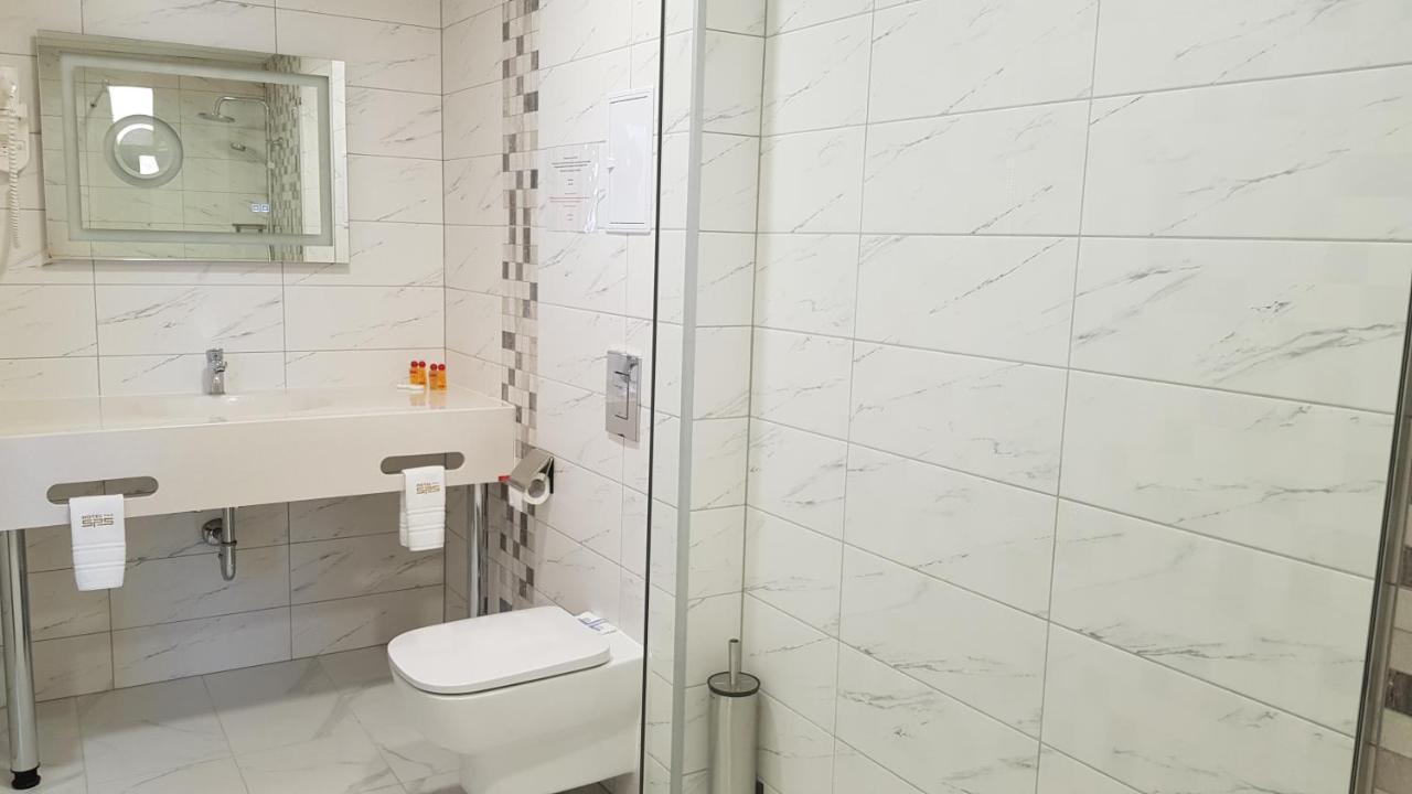 Sps Hotel Plovdiv Eksteriør billede