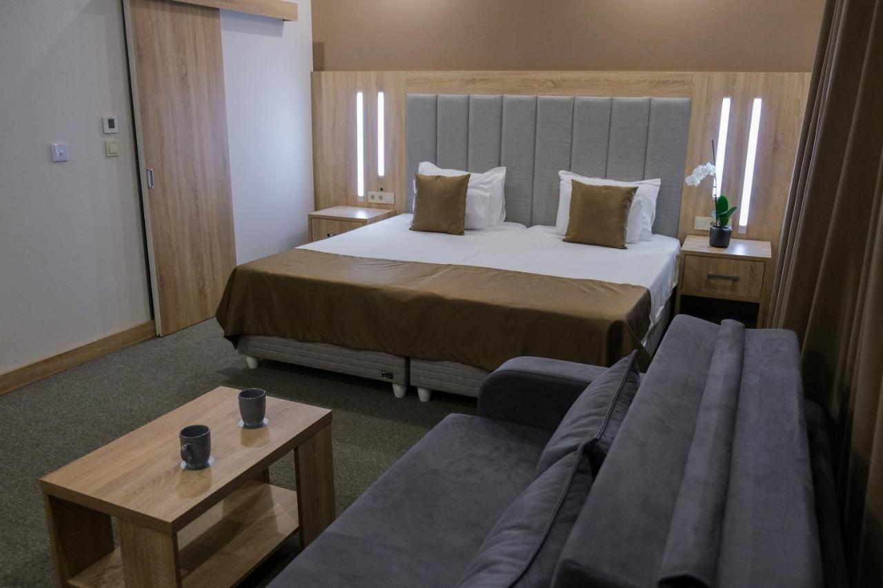 Sps Hotel Plovdiv Eksteriør billede