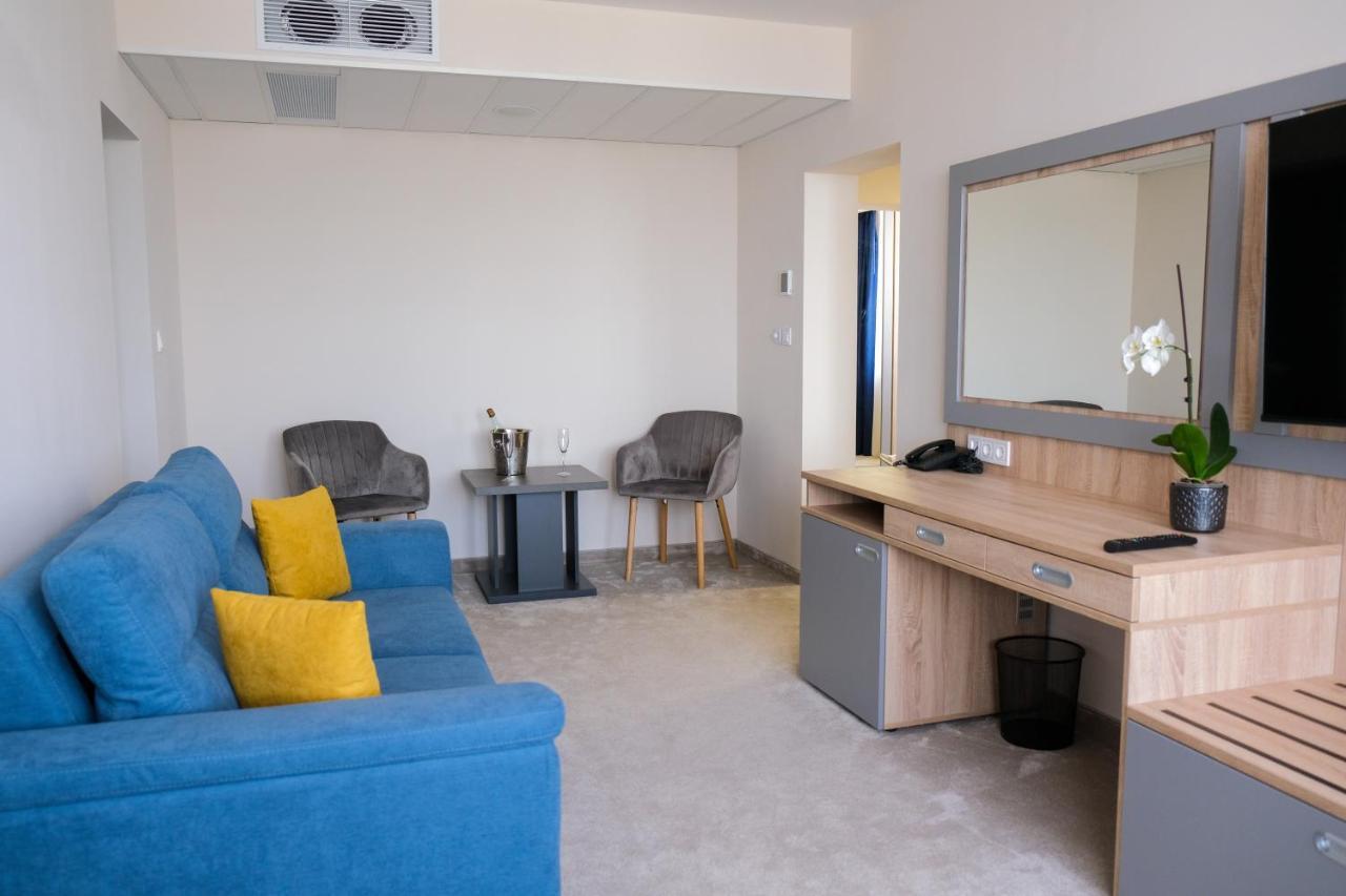 Sps Hotel Plovdiv Eksteriør billede