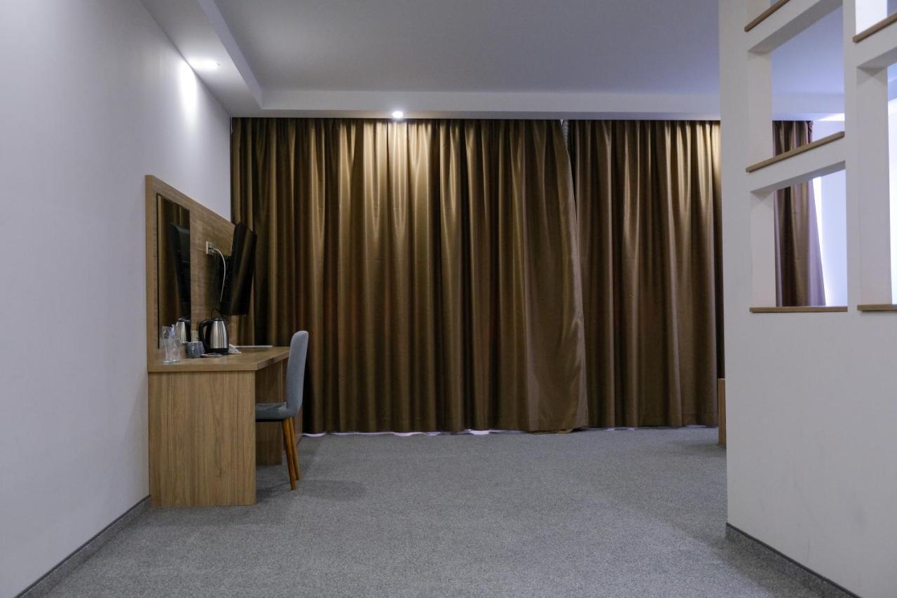 Sps Hotel Plovdiv Eksteriør billede