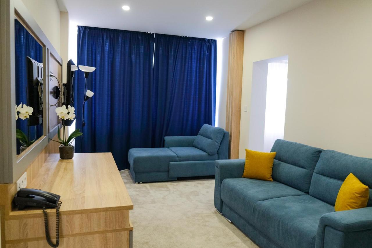 Sps Hotel Plovdiv Eksteriør billede
